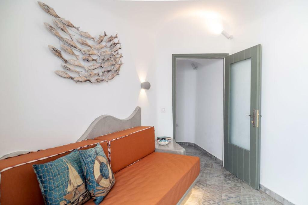 Astrea Suites Feggaropetra Cave House Φηρά Εξωτερικό φωτογραφία