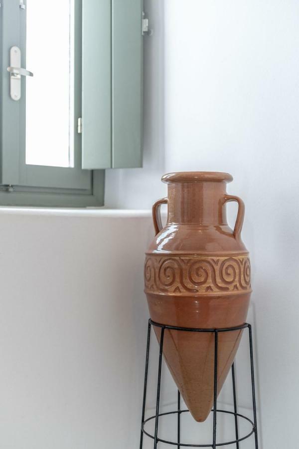 Astrea Suites Feggaropetra Cave House Φηρά Εξωτερικό φωτογραφία