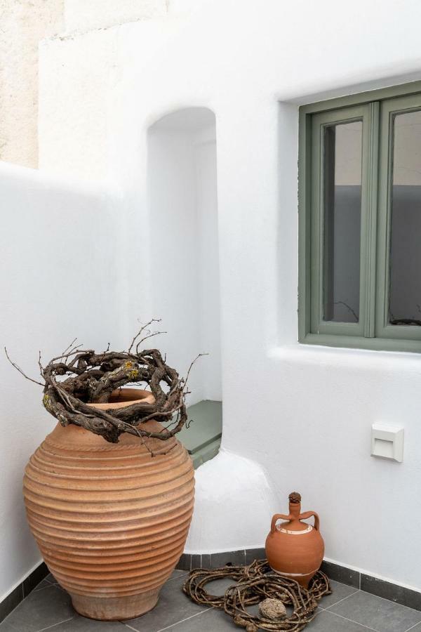 Astrea Suites Feggaropetra Cave House Φηρά Εξωτερικό φωτογραφία