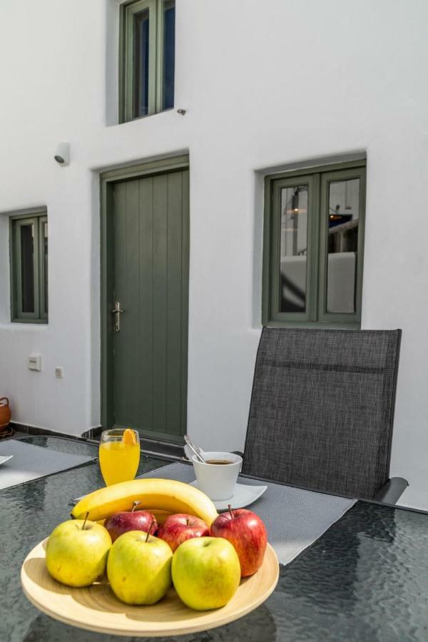 Astrea Suites Feggaropetra Cave House Φηρά Εξωτερικό φωτογραφία